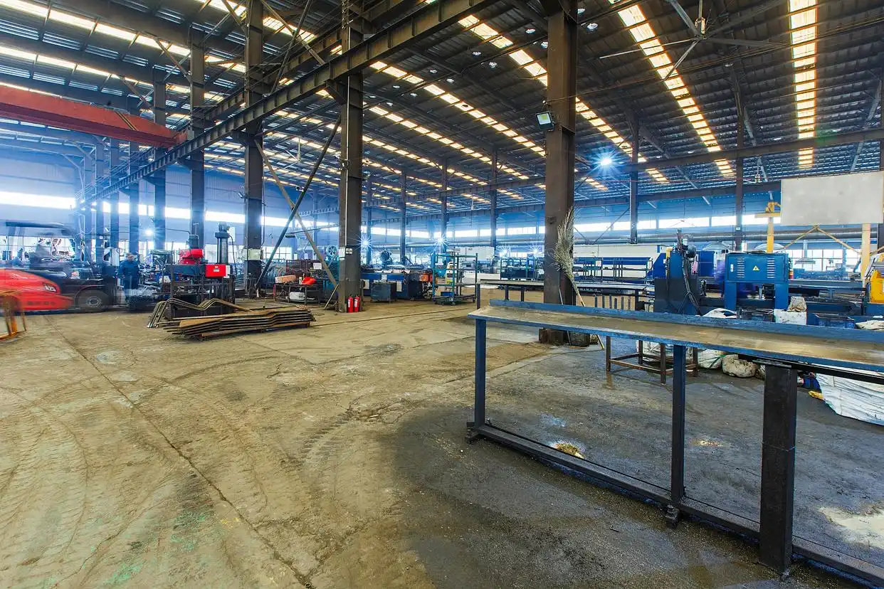 厂房叉车轮胎印清洗太磨人？来看这个！